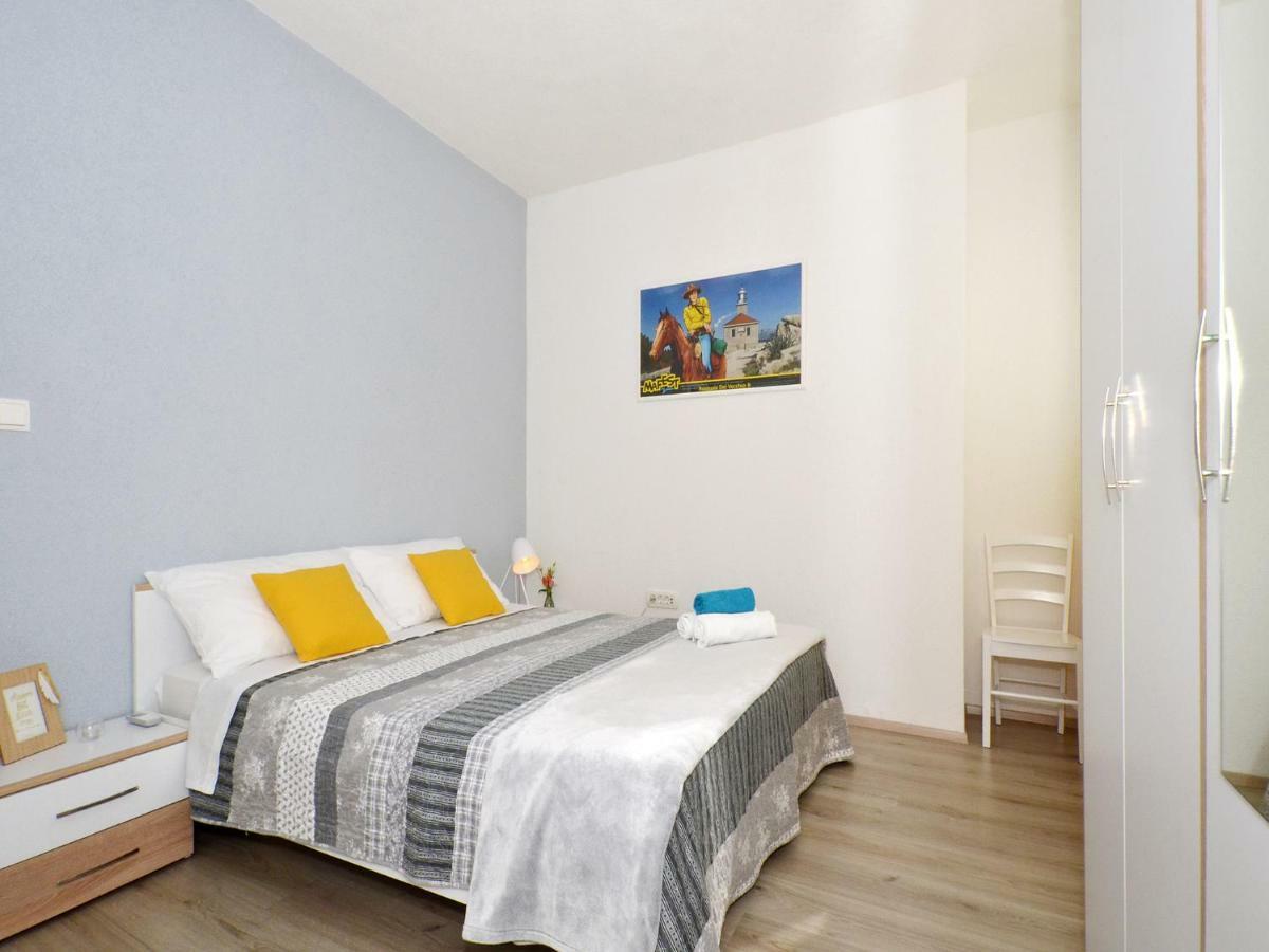 Apartment Arya Makarska Eksteriør billede