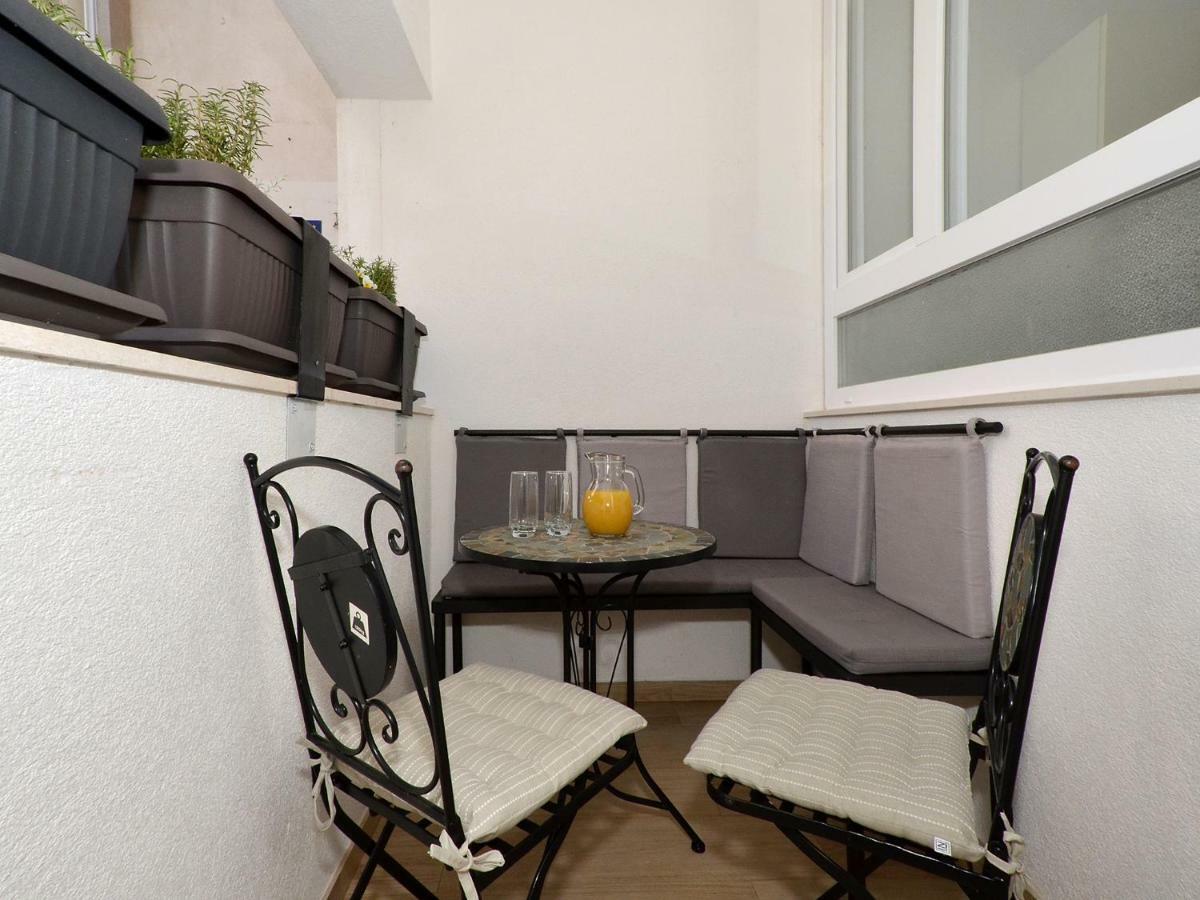 Apartment Arya Makarska Eksteriør billede